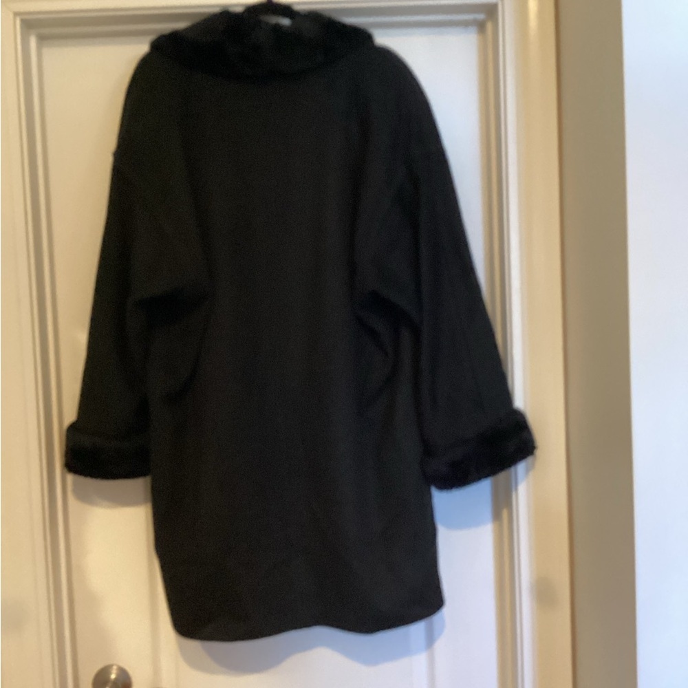 Black 100% Wool Jacket with Faux Fur - Picture 5 of 8